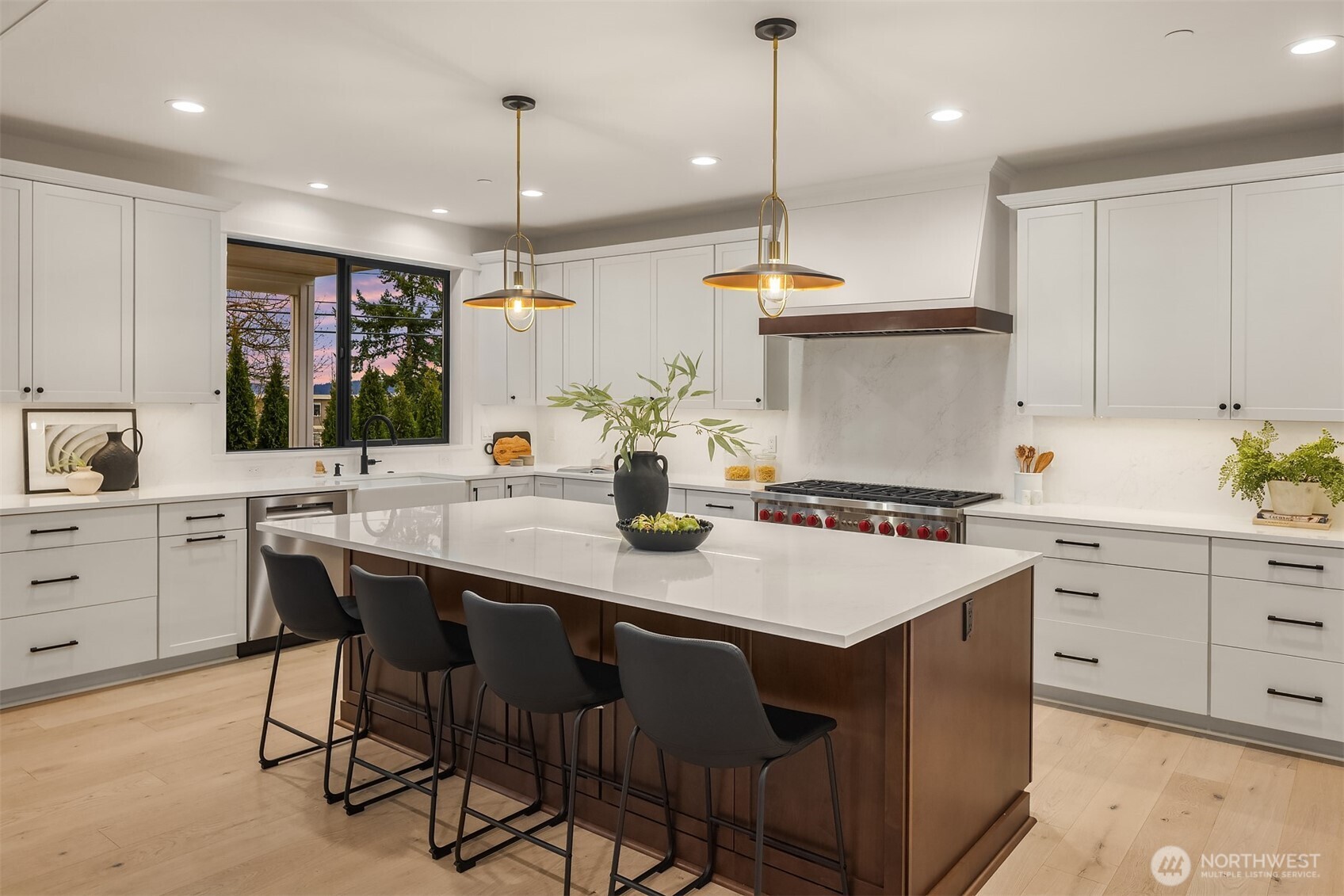 6571 102nd Avenue NE