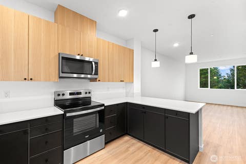 Photo of 1425 SW 111th Lane, Seattle, WA 98164 (MLS # 2497283)