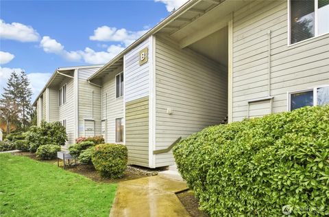 Photo of 14401 SE Petrovitsky Road #B102, Renton, WA 98058 (MLS # 2485726)