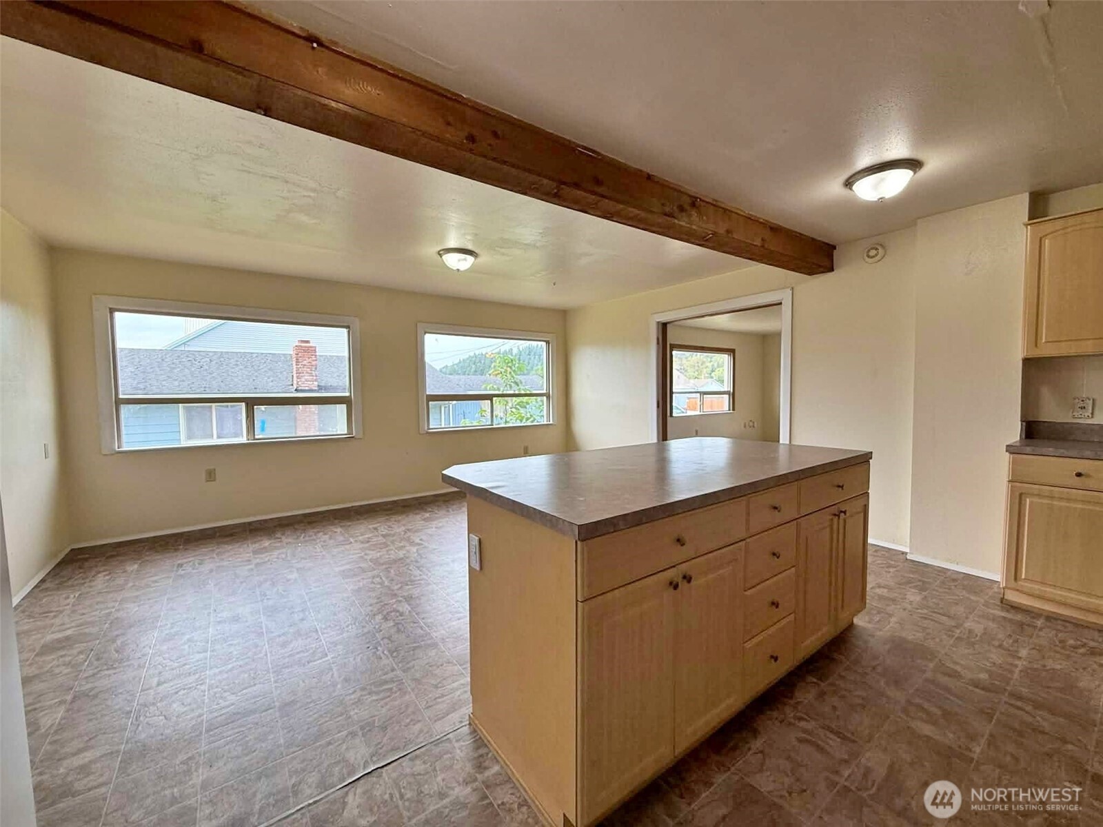 219 Mossyrock Avenue