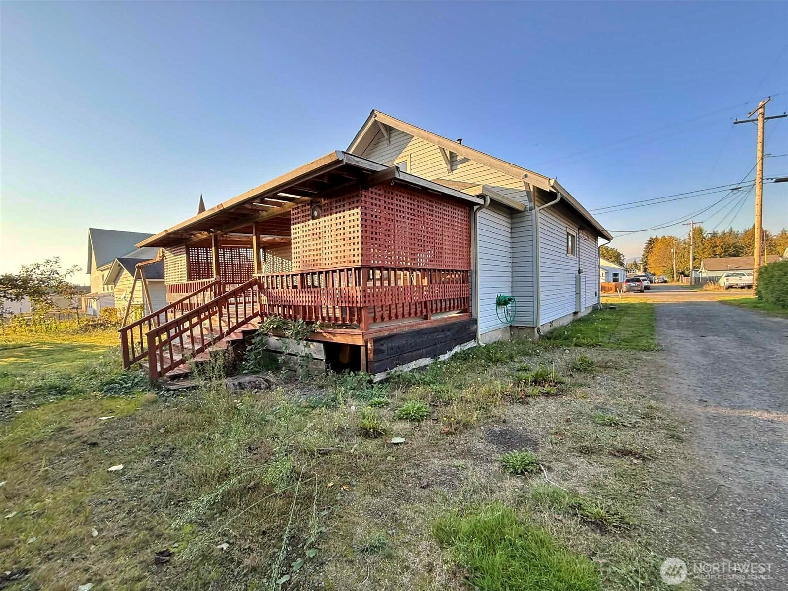 219 Mossyrock Avenue