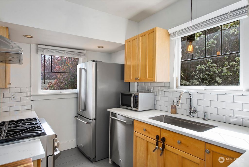 Photo of 7004 Linden Avenue N, Seattle, WA 98103 (MLS # 2053688)