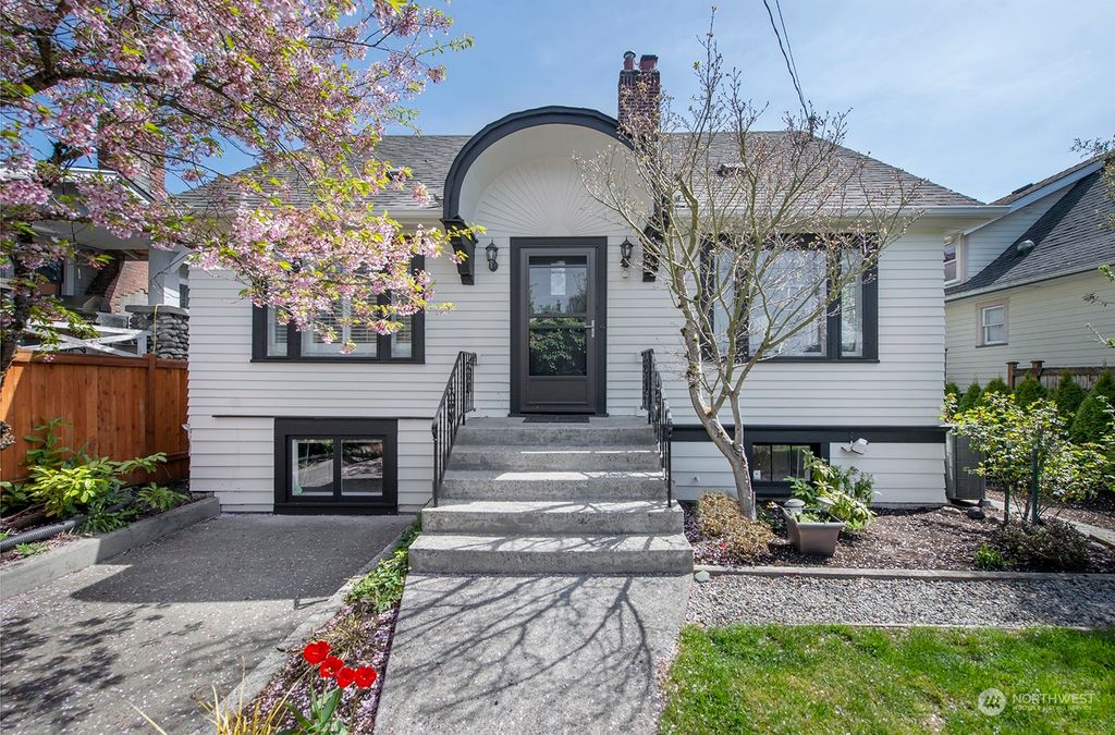 Photo of 7004 Linden Avenue N, Seattle, WA 98103 (MLS # 2053688)