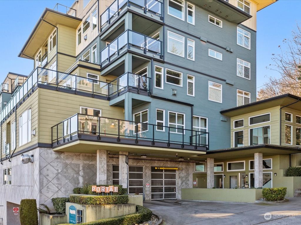 Photo of 655 Crockett Street #B302, Seattle, WA 98109 (MLS # 2035454)