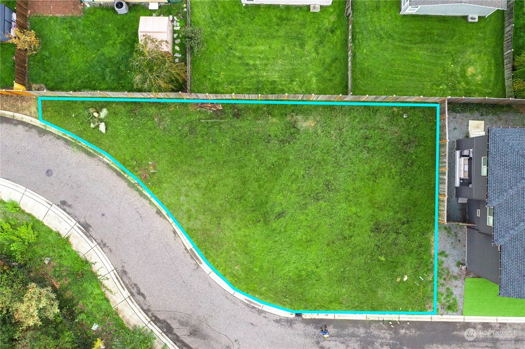 Photo of 27502 148th Avenue SE, Kent, WA 98042 (MLS # 2179136)