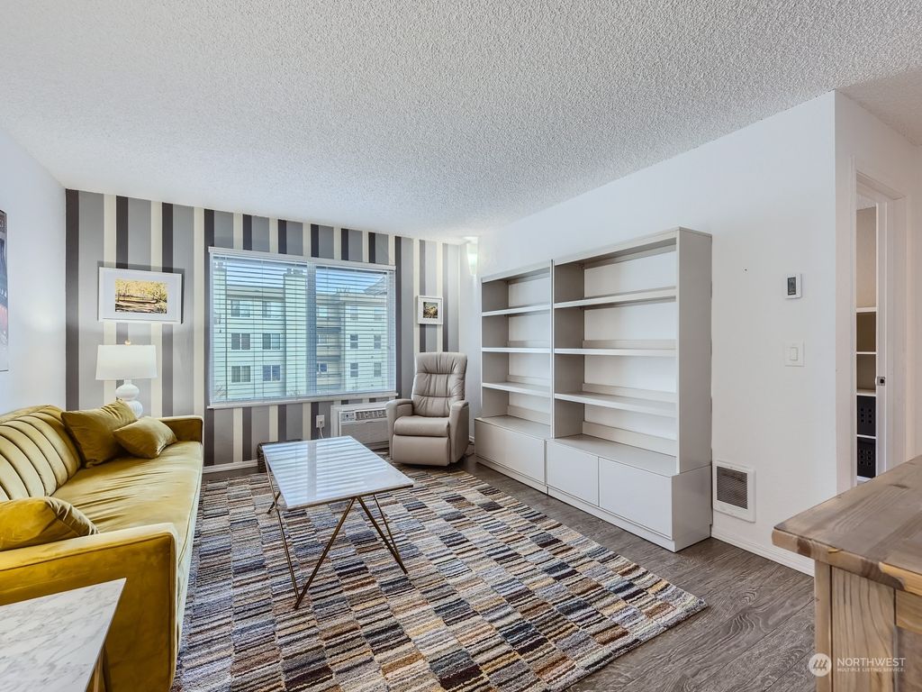 Photo of 12300 28th Avenue NE #305, Seattle, WA 98125 (MLS # 2202717)