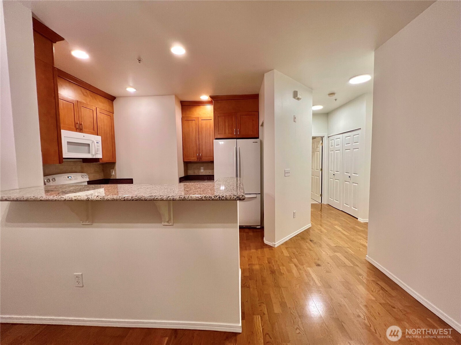 12712 Admiralty Way B104