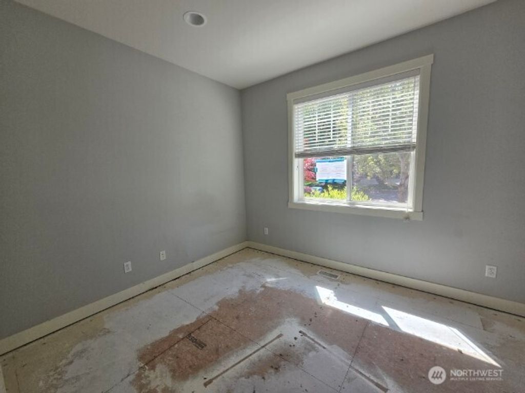 Photo of 8011 134th Street Ct E, Puyallup, WA 98373 (MLS # 2525183)
