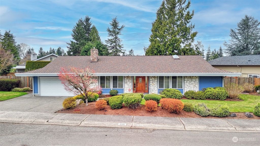 Photo of 16315 145th Avenue SE, Renton, WA 98058 (MLS # 2212415)