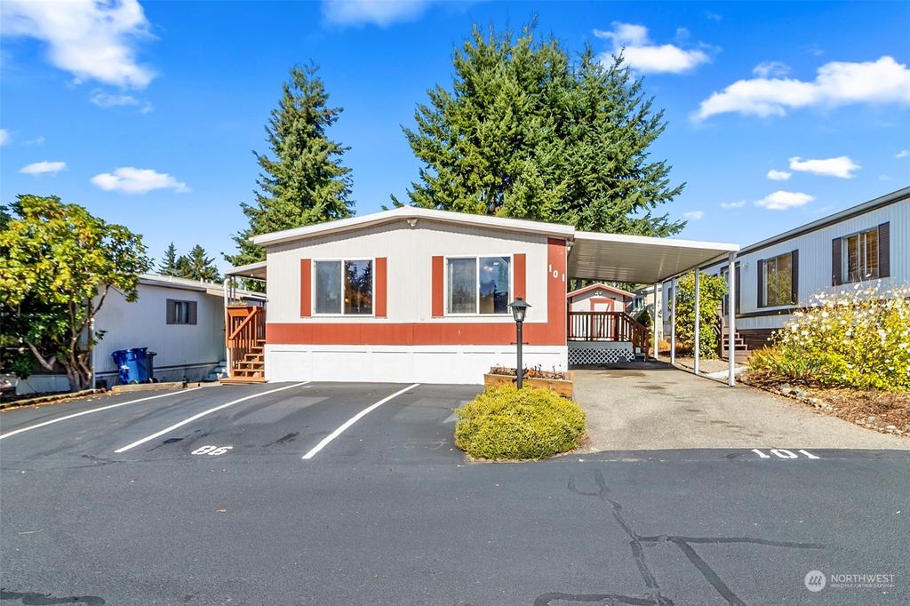 Photo of 11622 Silver Lake Road #101, Everett, WA 98208 (MLS # 2170651)