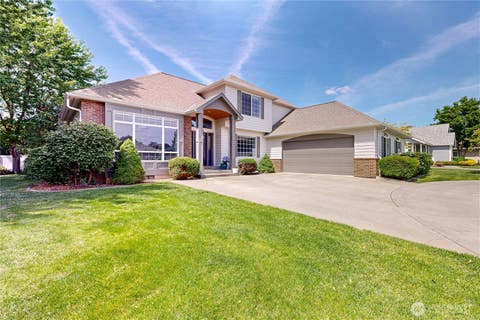 Photo of 956 SE Garrison Drive, College Place, WA 99324 (MLS # 2485279)