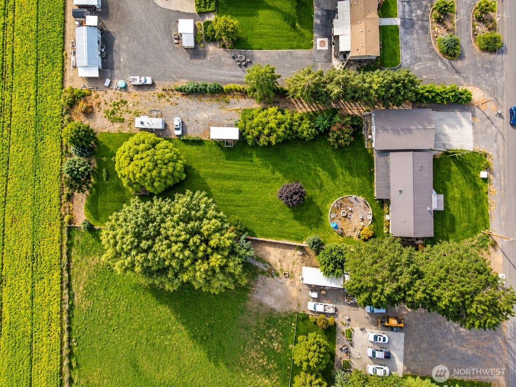Photo of 2207 W Parks Lane, Othello, WA 99344 (MLS # 2579702)