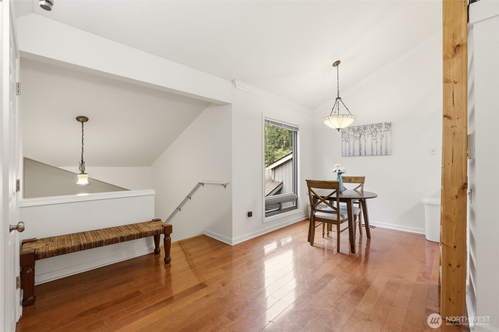 1542 NE 140th Street E6