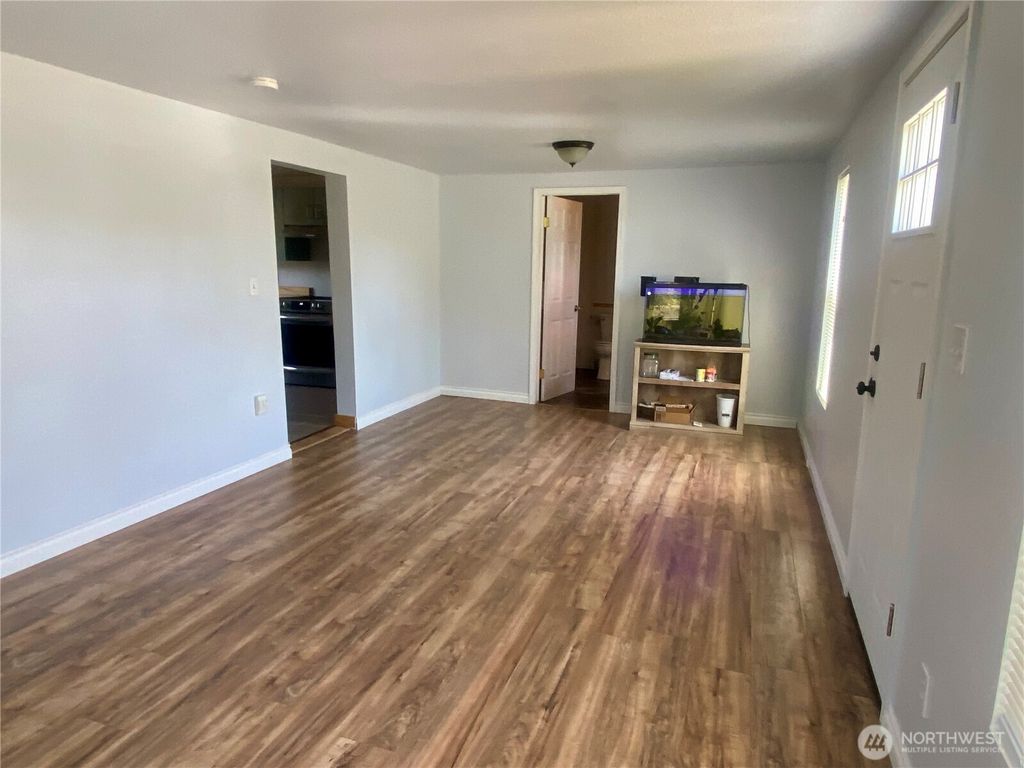 Photo of 418 N Pacific Street, Ellensburg, WA 98926 (MLS # 2501208)