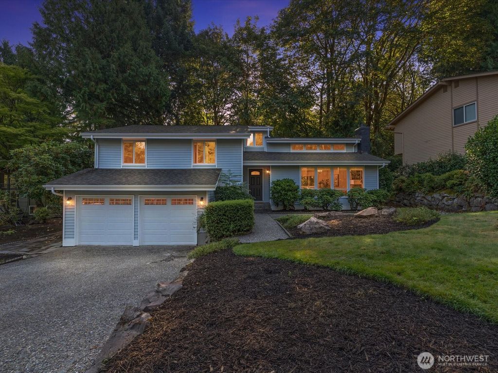 Photo of 3432 175th Avenue NE, Redmond, WA 98052 (MLS # 2437917)