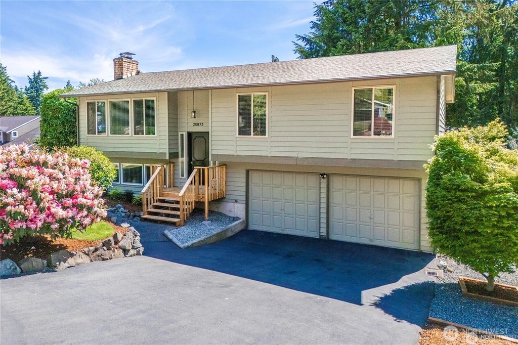 Photo of 20873 2nd Place SW, Normandy Park, WA 98166 (MLS # 2396157)
