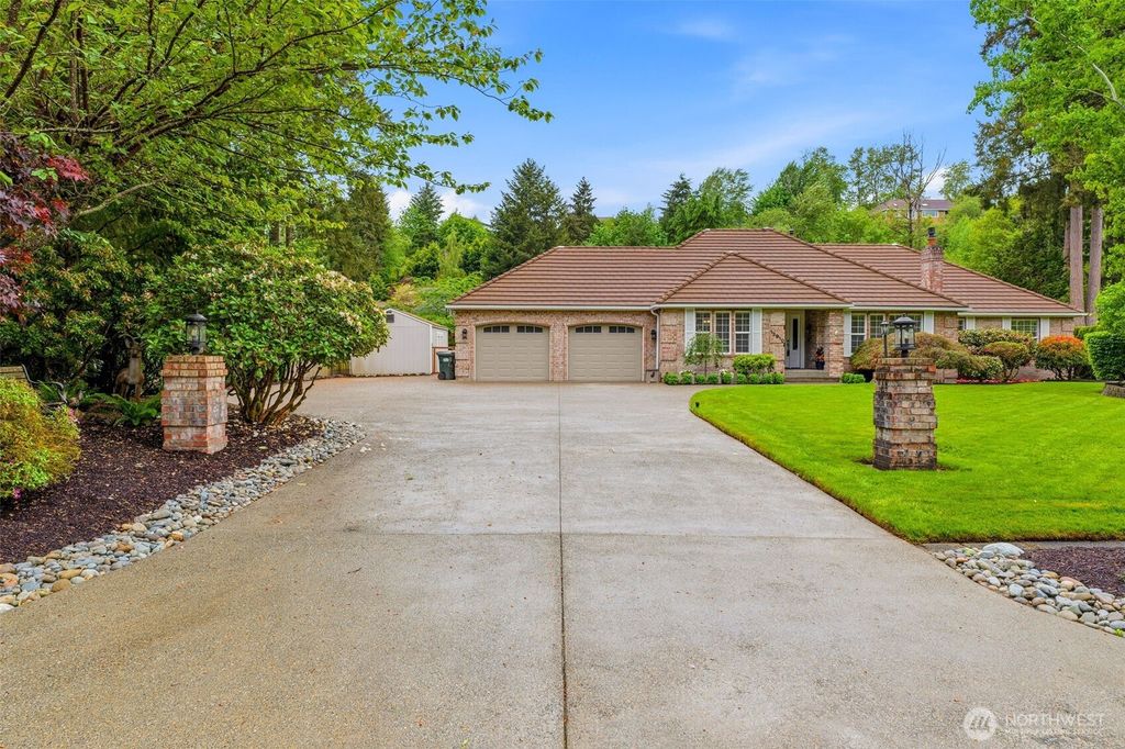 Photo of 13910 72nd Avenue E, Puyallup, WA 98373 (MLS # 2523557)