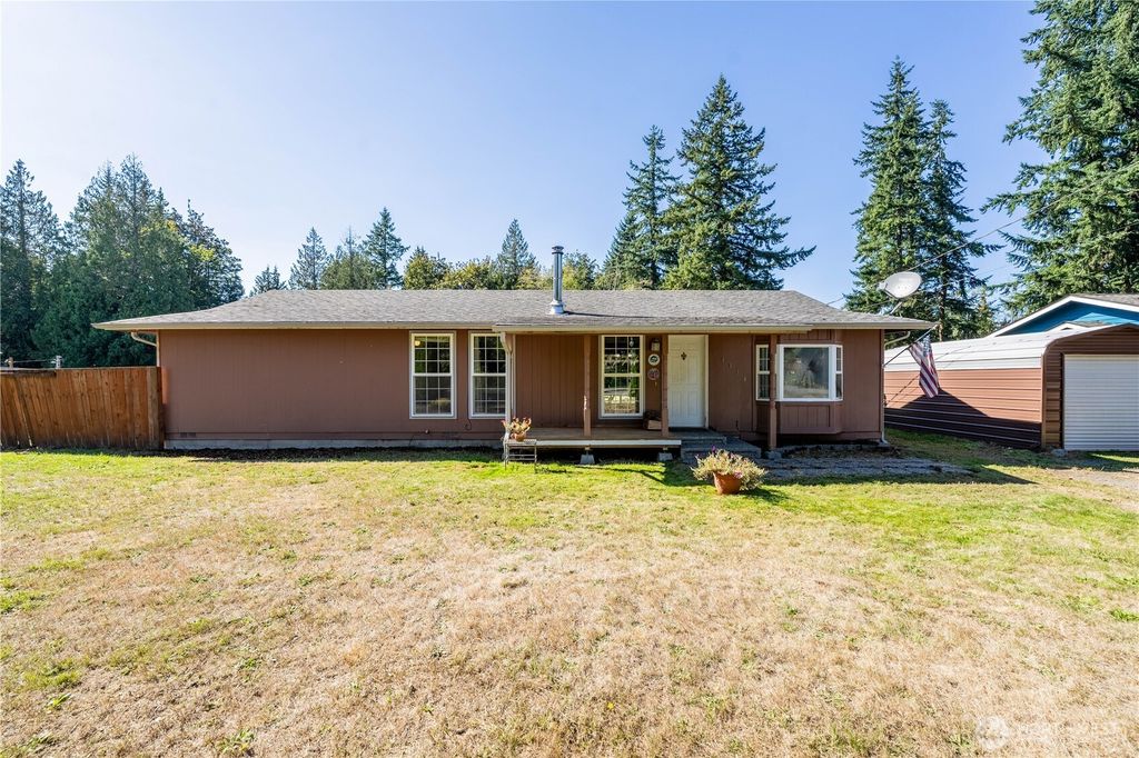 Photo of 13816 39th Drive NW, Marysville, WA 98271 (MLS # 2437928)