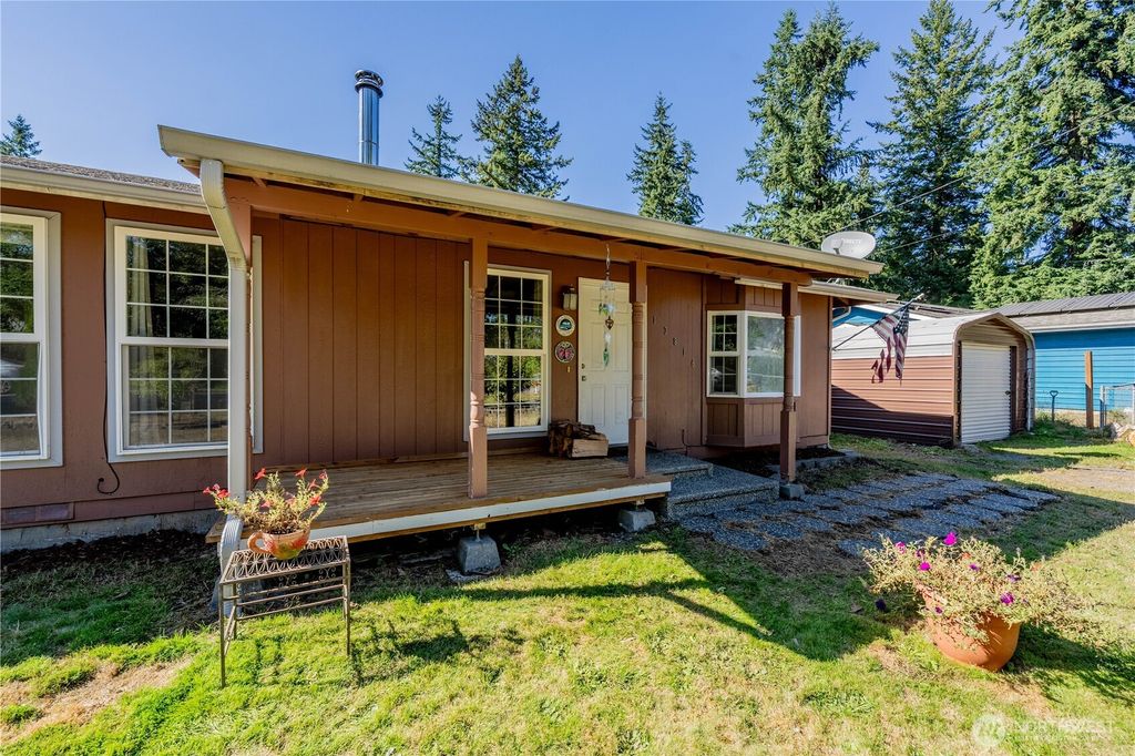 Photo of 13816 39th Drive NW, Marysville, WA 98271 (MLS # 2437928)
