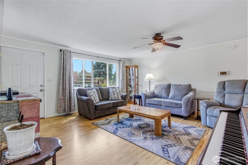 1521 SE Freedom Place