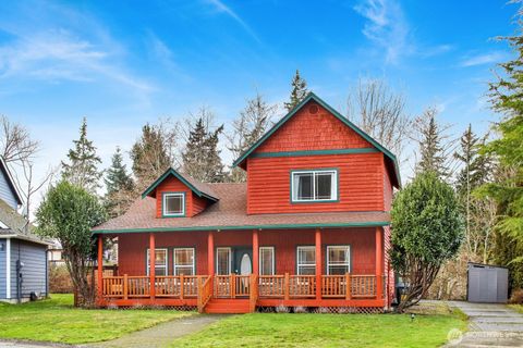 Photo of 222 Jerome Street, Bellingham, WA 98229 (MLS # 2464724)