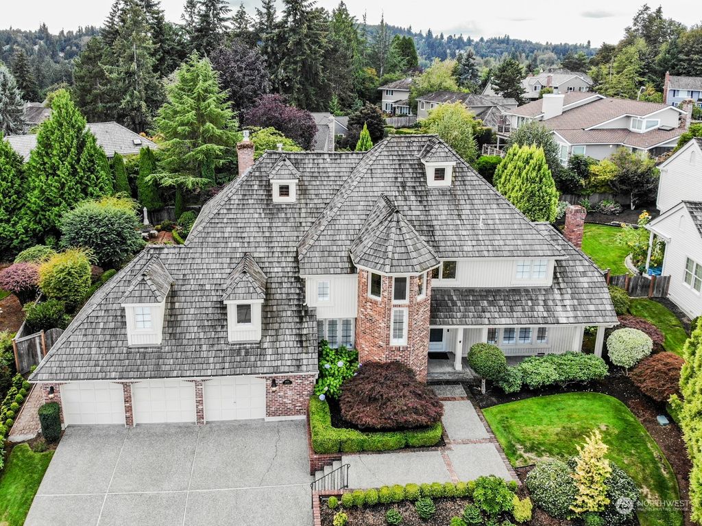 Photo of 4639 175th Avenue SE, Bellevue, WA 98006 (MLS # 2290232)