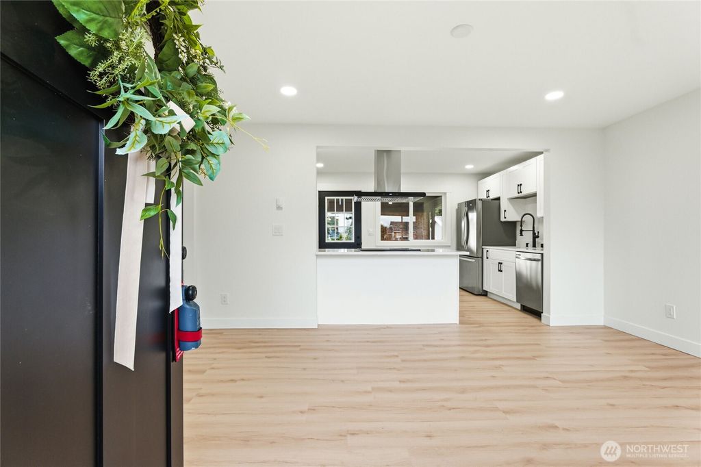 Photo of 3710 E F Street, Tacoma, WA 98404 (MLS # 2500596)