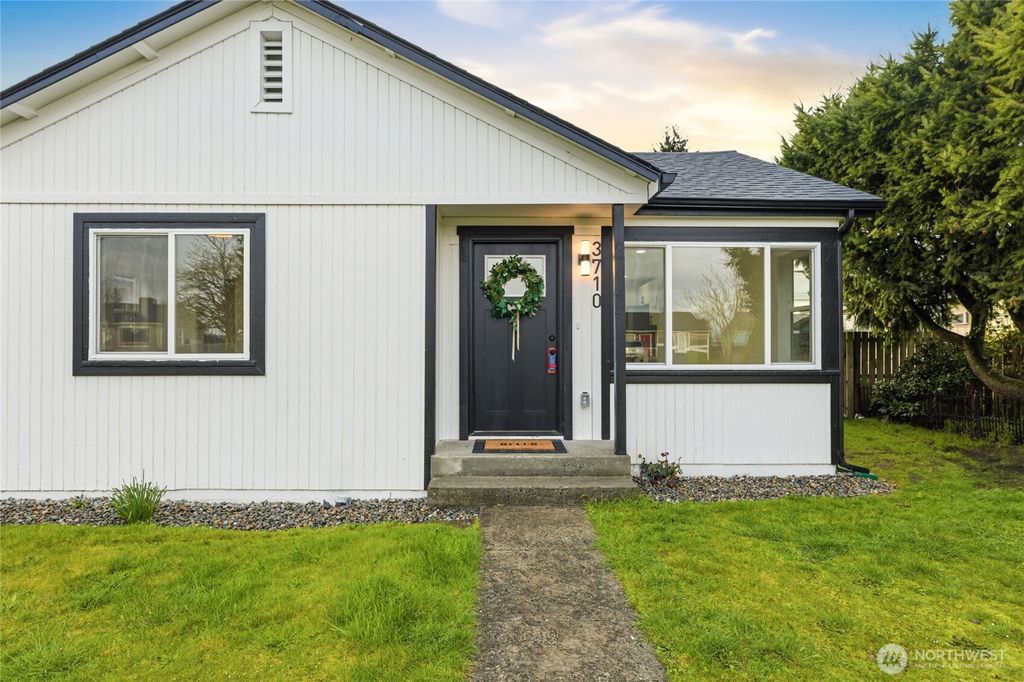 Photo of 3710 E F Street, Tacoma, WA 98404 (MLS # 2500596)