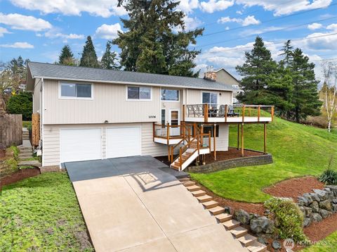 Photo of 1006 Grant Avenue S, Renton, WA 98057 (MLS # 2504361)