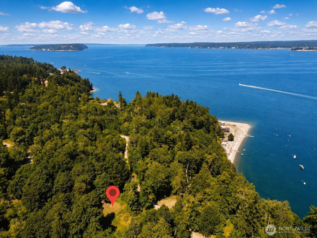 Photo of 13 Beach Way, Hat Island, WA 98206 (MLS # 2574240)