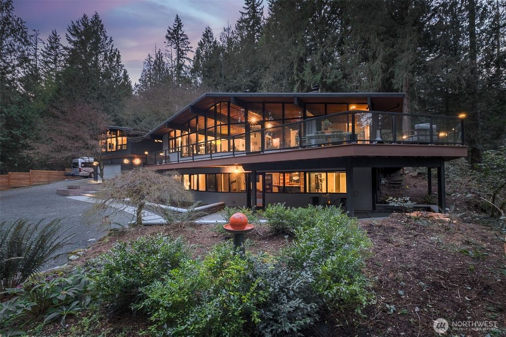 Photo of 26630 SE 158 Street, Issaquah, WA 98027 (MLS # 2481813)