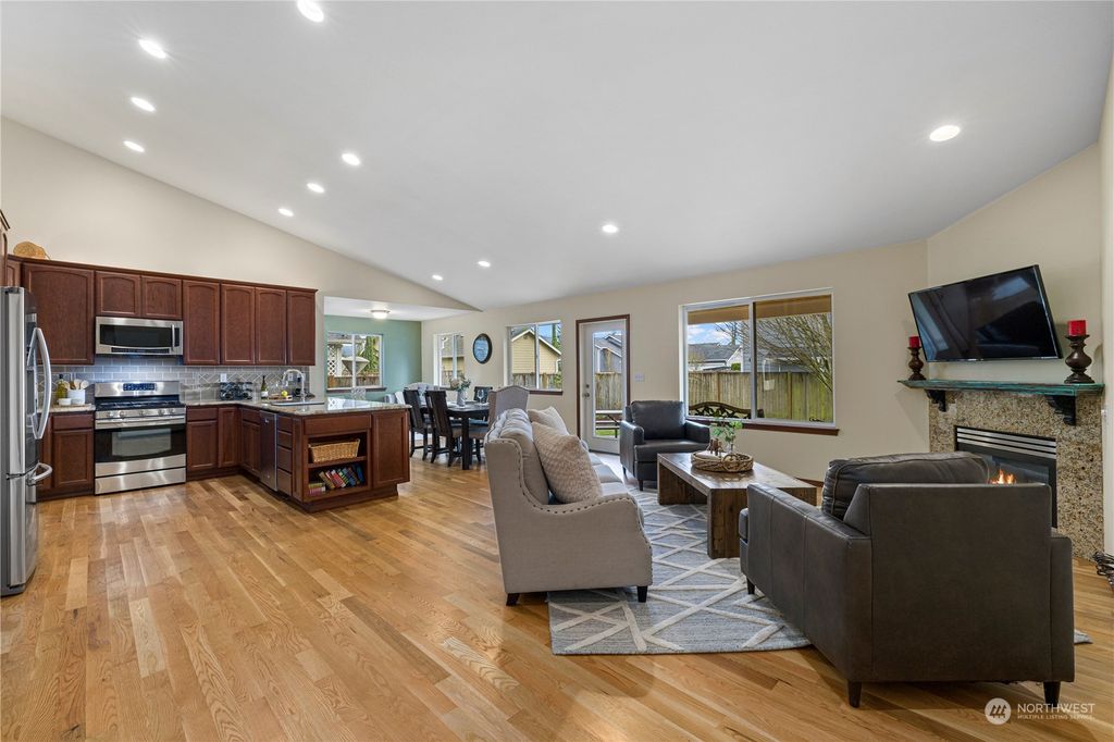 Photo of 1088 Johnson Street SE, Monroe, WA 98272 (MLS # 2320473)