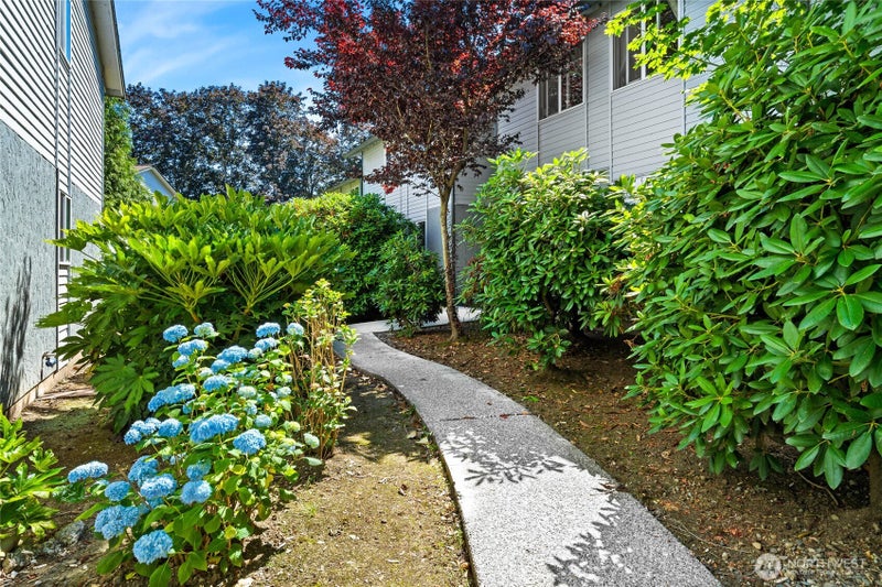 1872 S Central Place H-81