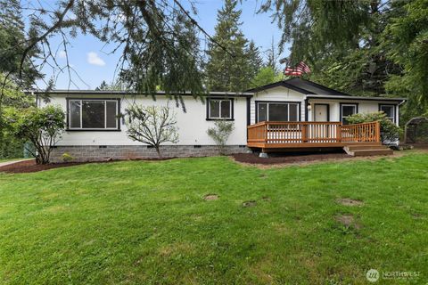 Photo of 2031 Loop Road, Stevenson, WA 98648 (MLS # 2516286)