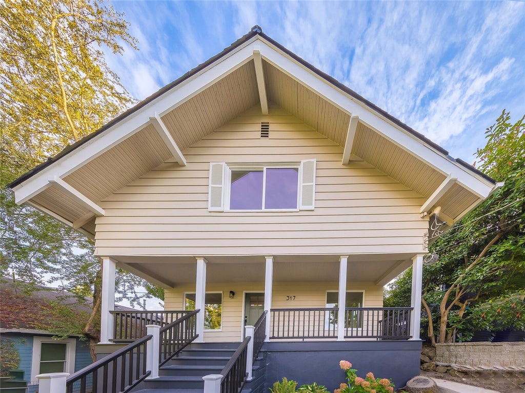 Photo of 317 NE 58th Street, Seattle, WA 98105 (MLS # 2589320)