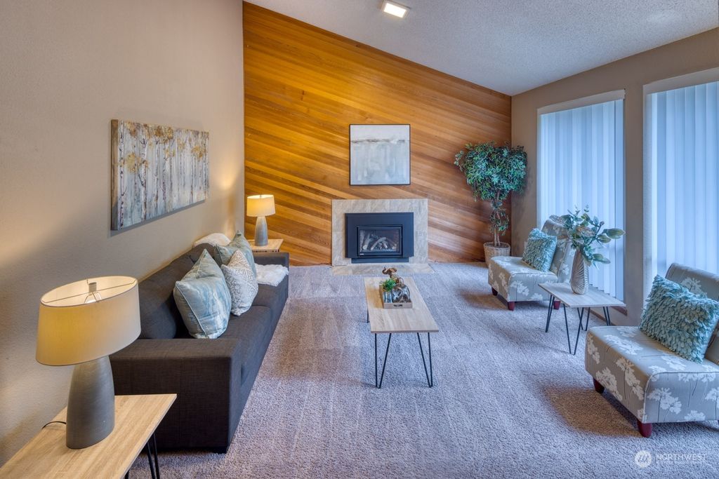 Photo of 17512 155th Avenue SE, Renton, WA 98058 (MLS # 2140875)