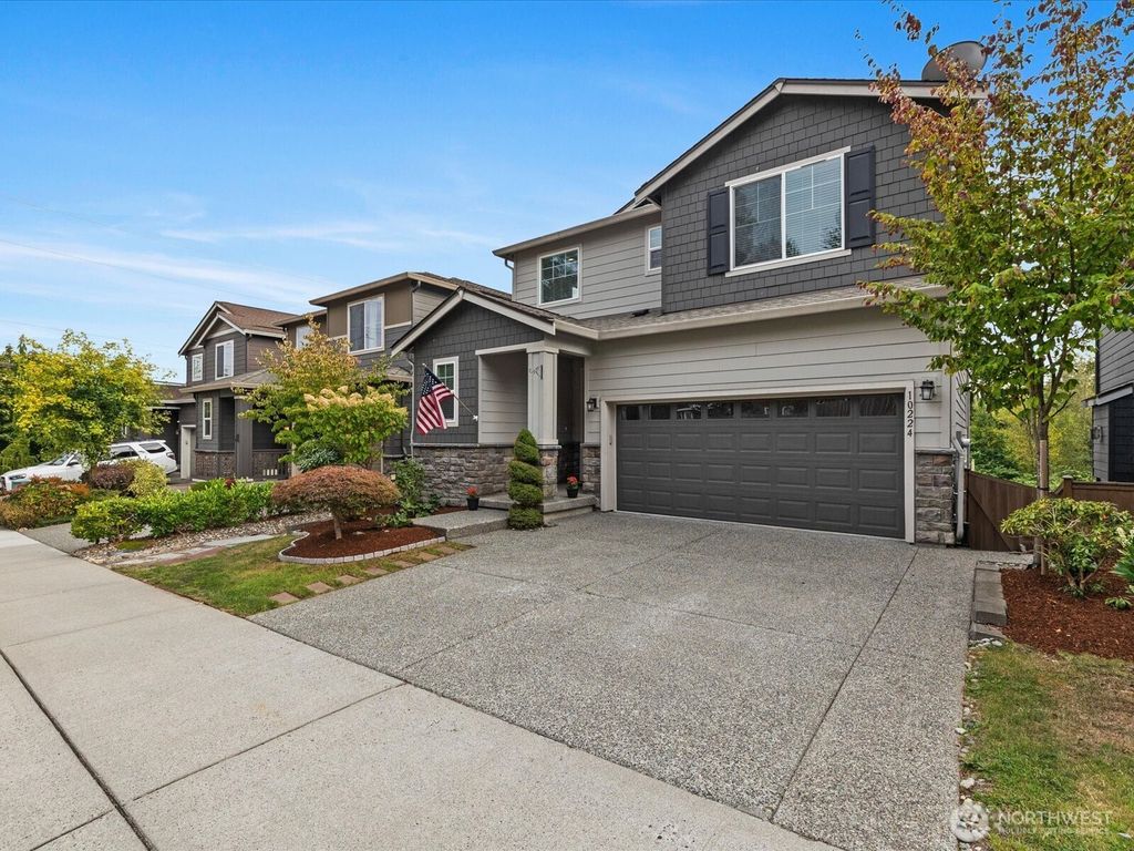 Photo of 10224 25th Place SE, Lake Stevens, WA 98258 (MLS # 2373947)