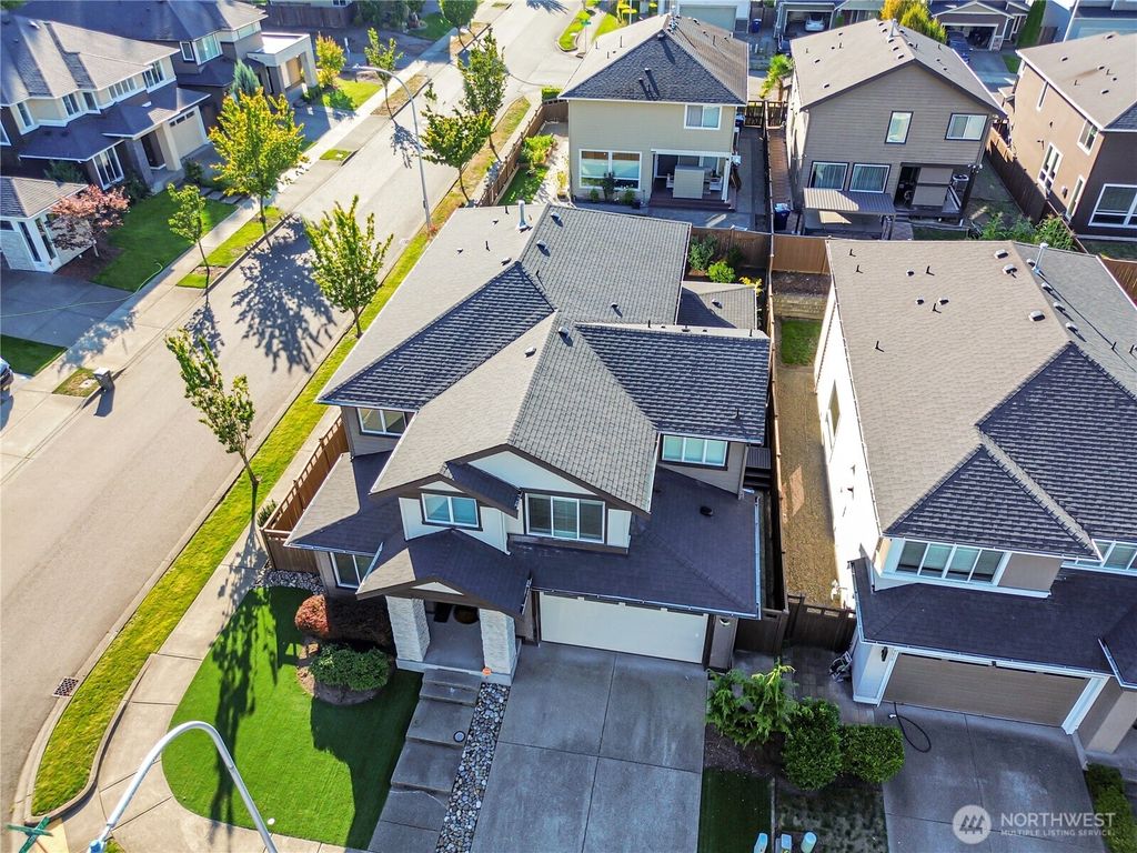 Photo of 5623 Elaine Avenue SE, Auburn, WA 98092 (MLS # 2434166)