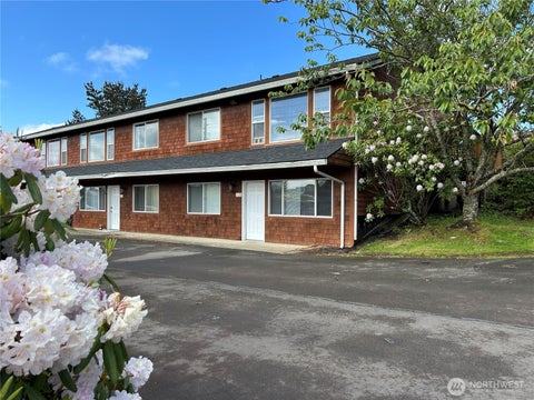 Photo of 1515 Ocean Beach Boulevard N #101, Long Beach, WA 98631 (MLS # 2588075)