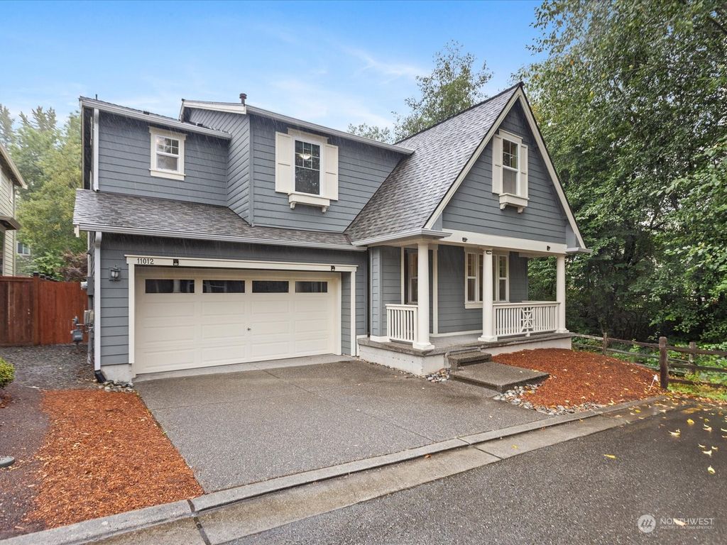 Photo of 11012 180th Place NE, Redmond, WA 98052 (MLS # 2277353)