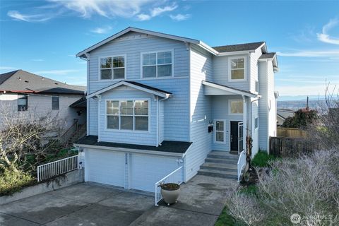 Photo of 3234 Belvidere Avenue SW, Seattle, WA 98126 (MLS # 2476823)