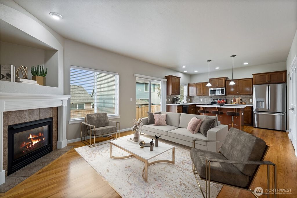 Photo of 18623 111th Avenue E, Puyallup, WA 98374 (MLS # 2507484)