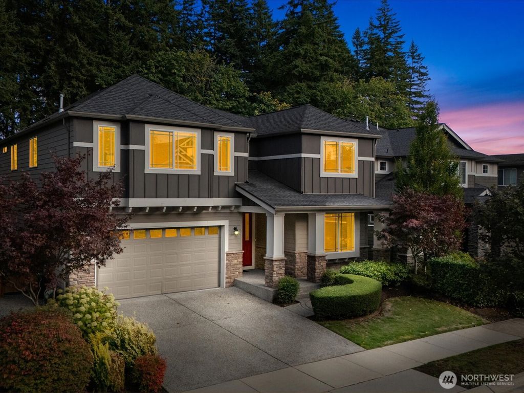 Photo of 16429 54th Avenue W, Lynnwood, WA 98037 (MLS # 2439000)