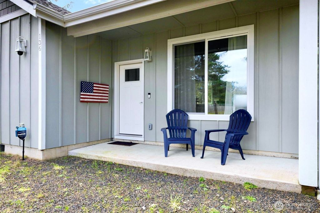 Photo of 136 Spruce Loop SW, Ocean Shores, WA 98569 (MLS # 2483887)