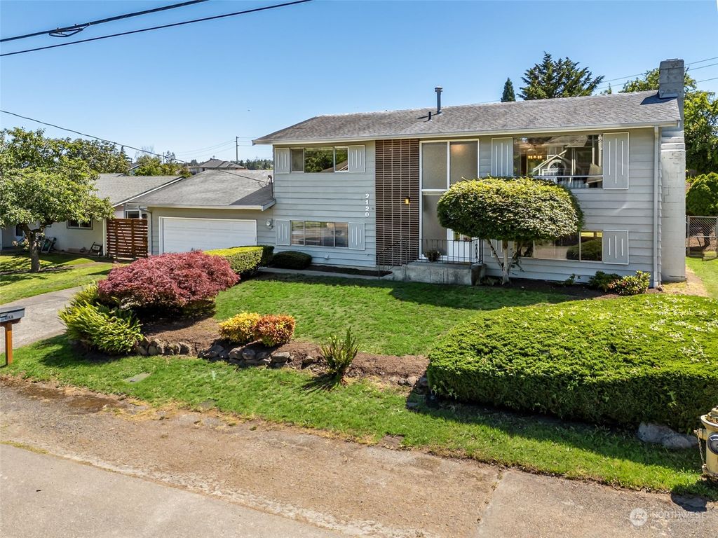 Photo of 2120 Shattuck Avenue S, Renton, WA 98055 (MLS # 2249720)