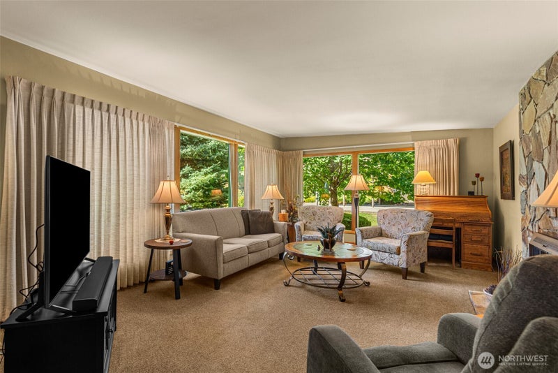 1204 Madison