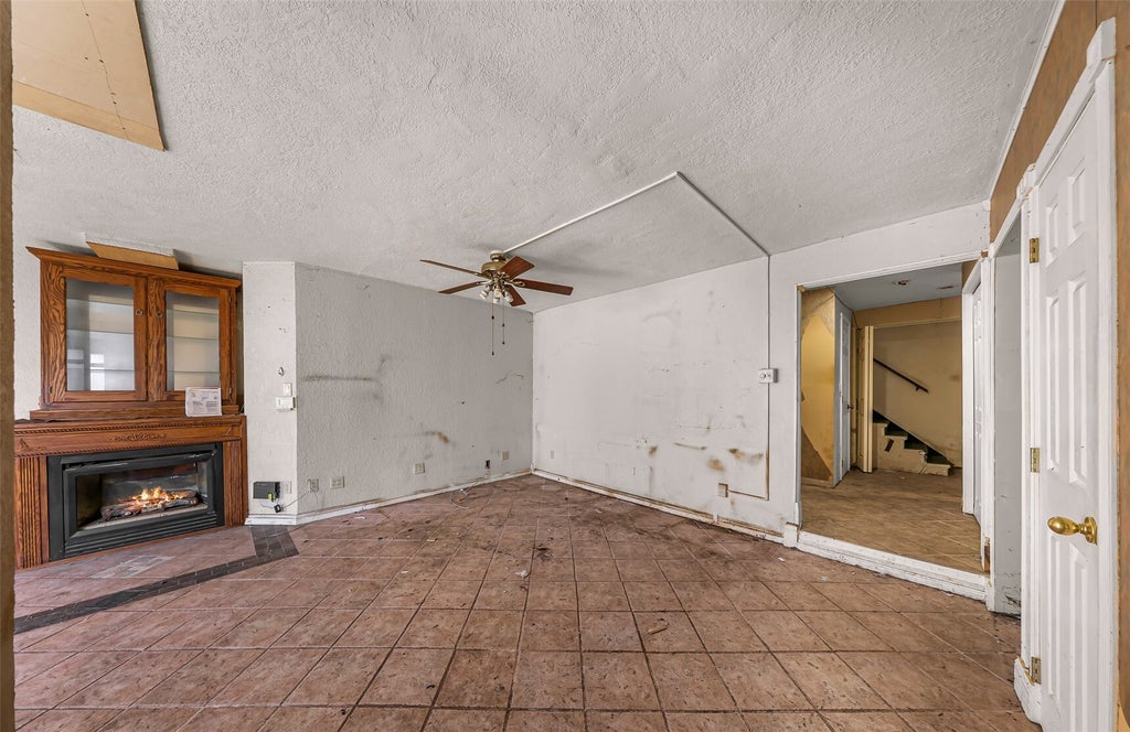 Photo of 1456 Franklin Street, Bellingham, WA 98225 (MLS # 2597045)
