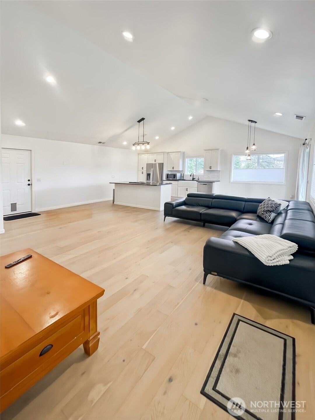 600 Harrison Street N