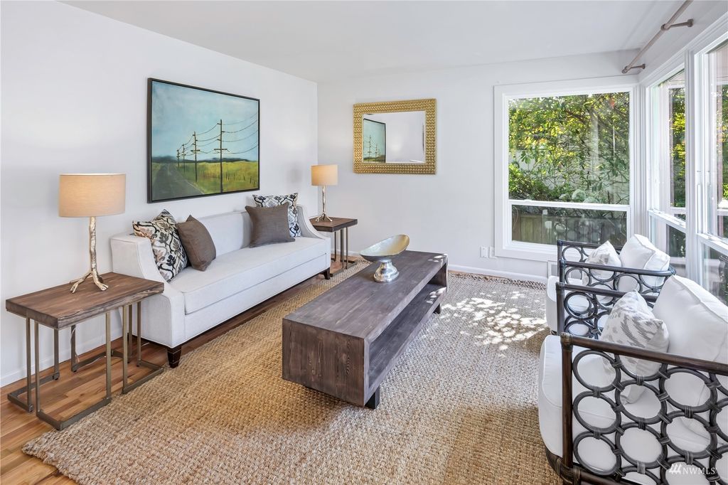 Photo of 3530 NE 94th Street, Seattle, WA 98115 (MLS # 1978959)