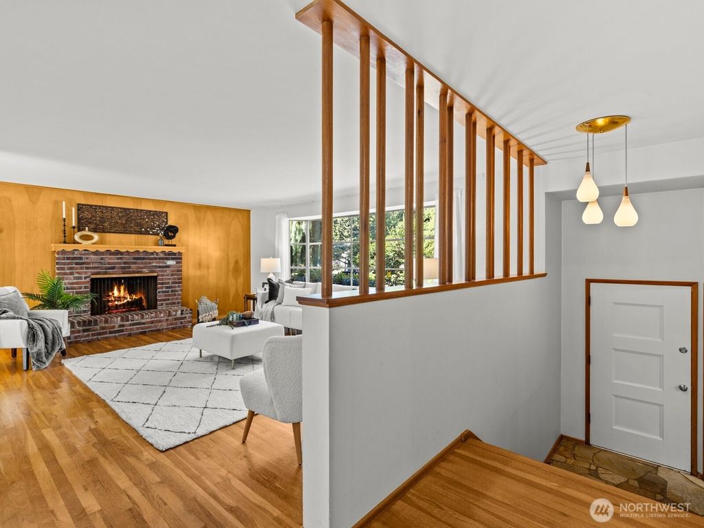 Photo of 10030 44th Avenue NE, Seattle, WA 98125 (MLS # 2410098)